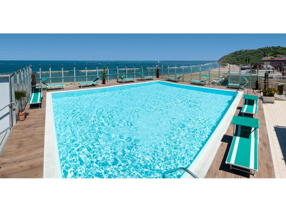 Hotel Napoleon Gabicce Mare Luaran gambar
